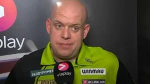 Michael van Gerwen duikt op op Tinder – is zijn nieuwe liefde alweer verleden tijd?