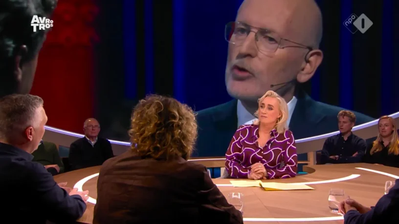 Timmermans door het ijs bij Eva Jinek: ‘Het is gewoon kiezersbedrog’ Timmermans door het ijs bij Eva Jinek: ‘Het is gewoon kiezersbedrog’