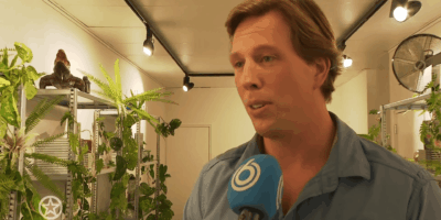 Van Luca Borsato naar Freek Vonk: Is de nieuwe vlam van de tv-bioloog een golddigger