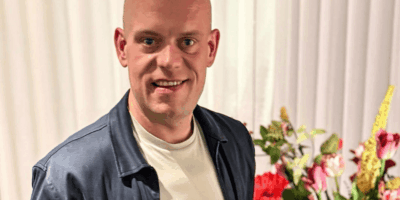 Tweeëntwintig kilo lichter: Michael van Gerwen onherkenbaar door Ozempic