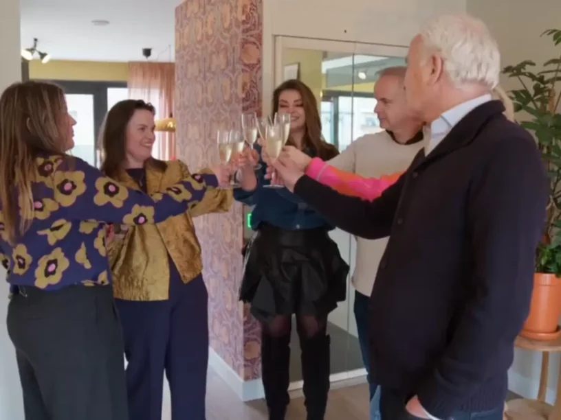 Kijkers ontmaskeren Kopen Zonder Kijken: schokkende leugens over koopprijs