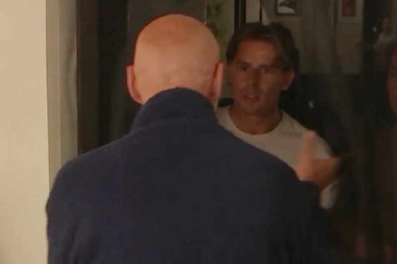 Heftige ruzie: Frank en Robert willen met elkaar op de vuist in de Bondgenoten